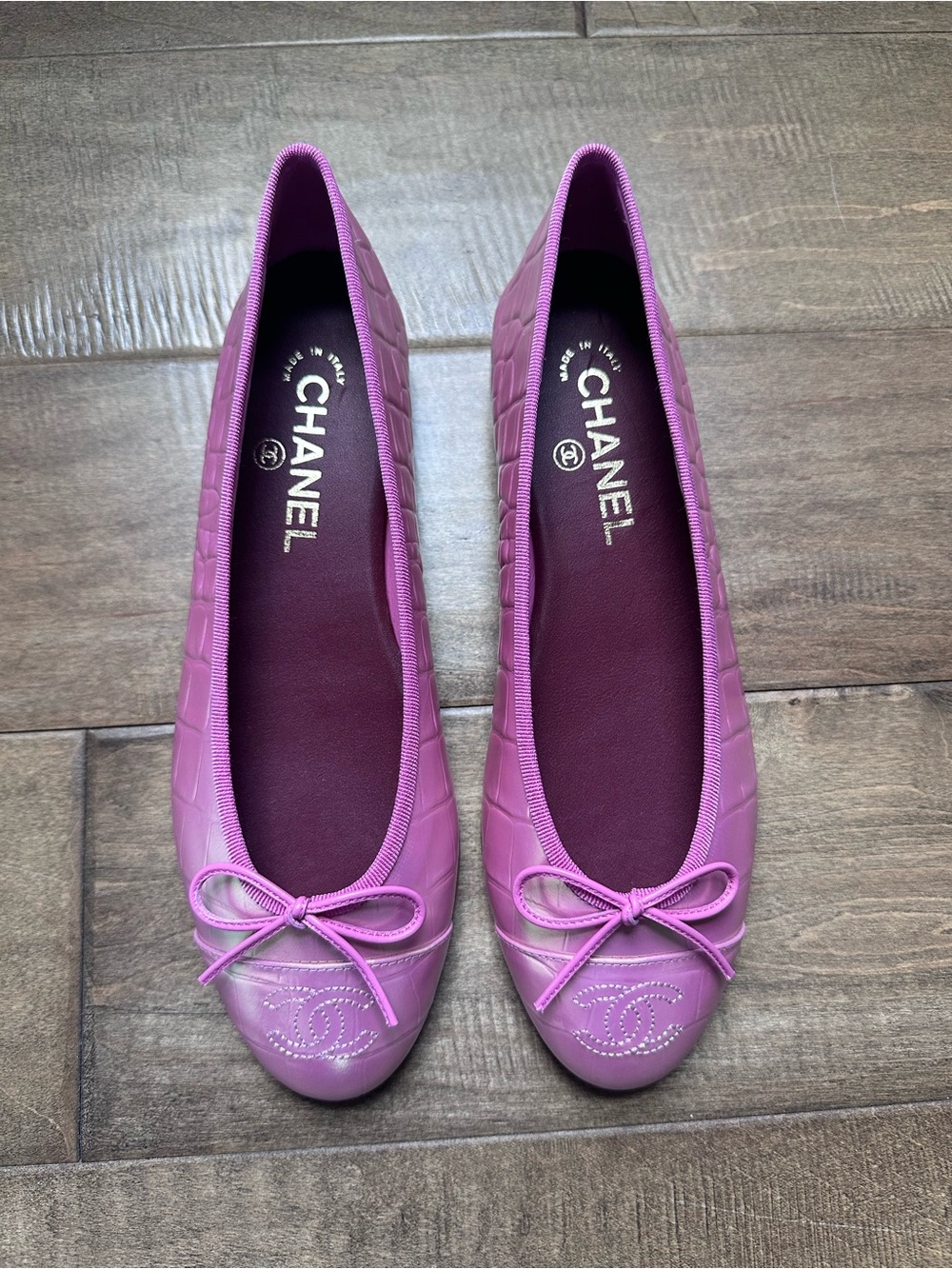 Chanel NEW Pink Iridescent Croc Ballet Flats 38.5